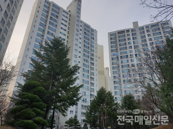 서울의 아파트 매수 심리가 5주 연속 꺾인 것으로 나타났다. [전매DB]