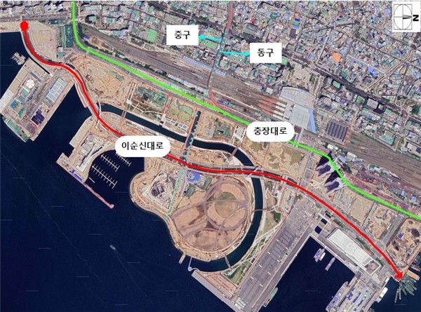 부산항 북항 재개발 사업지 내 '이순신대로'가 생겼다. 시는 임진왜란 당시 부산포해전 승리를 기념하기 위해 매월 10월 5일을 부산시민의 날로 제정했다.[부산시 제공]