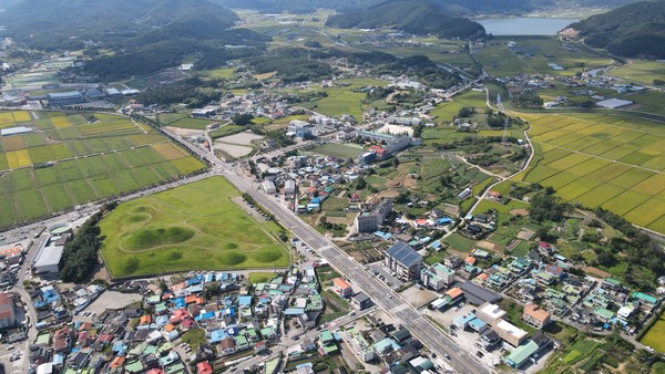 경남 고성군이 2024 문화유산 보수정비 사업으로 국비 57억2800만원을 확보해 '역사와 문화가 함께하는 고성 건설'을 위한 본격적인 활동에 들어갔다.[고성군 제공]