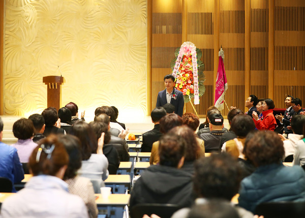 박경래 의장이 한국외식업 송파구지회 정기총회에 참석했다. [송파구의회 제공]