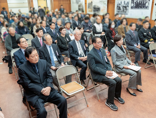 강남구의회 의원들이 도산안창호선생 탄신 제146주년 기념식에 참석했다. [강남구의회 제공]