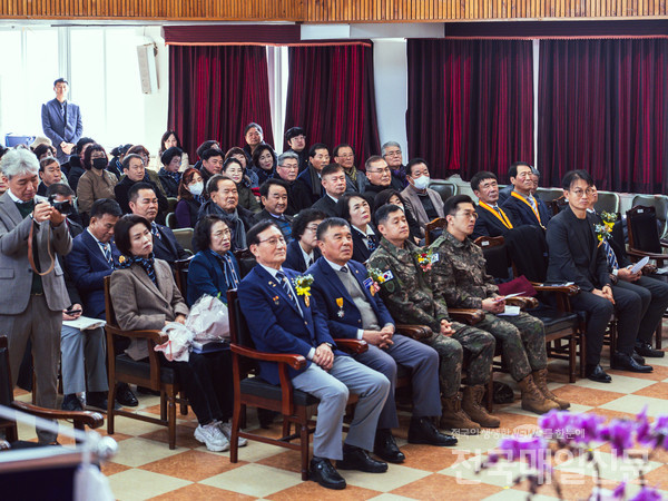 광주・전남 재향군인회는 최근 광주광역시 안보회관에서 제71차 정기총회를 열었다. 